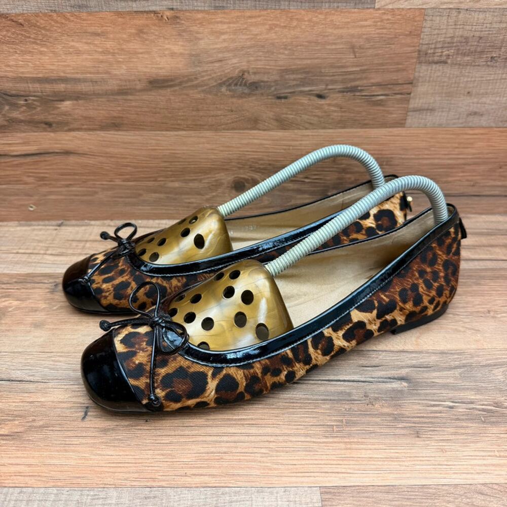 Stuart Weitzman size 9.5 Cheetah Pattern Ballerina Flat shoes